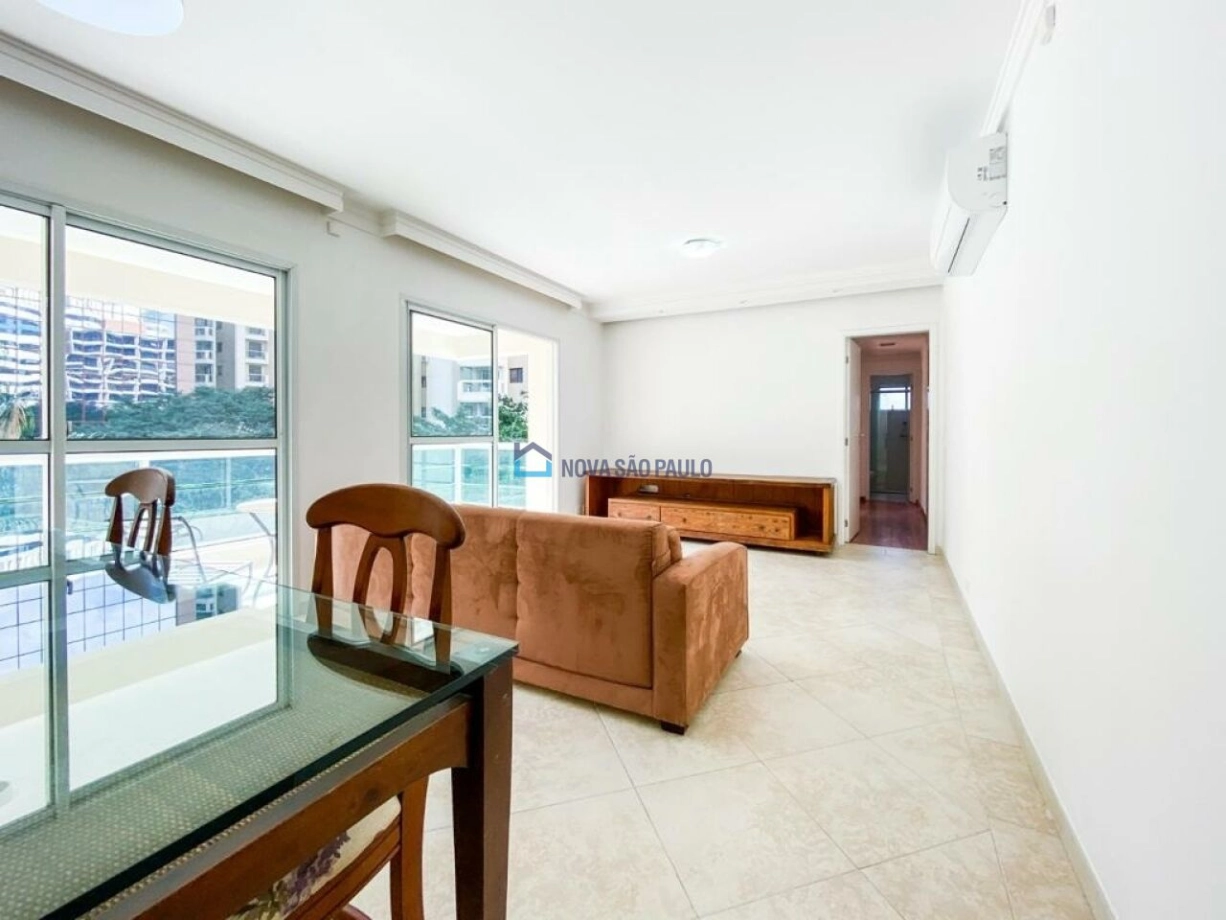 Rent a 1 Bedroom Apartment in Vila Olímpia, São Paulo - Huma I